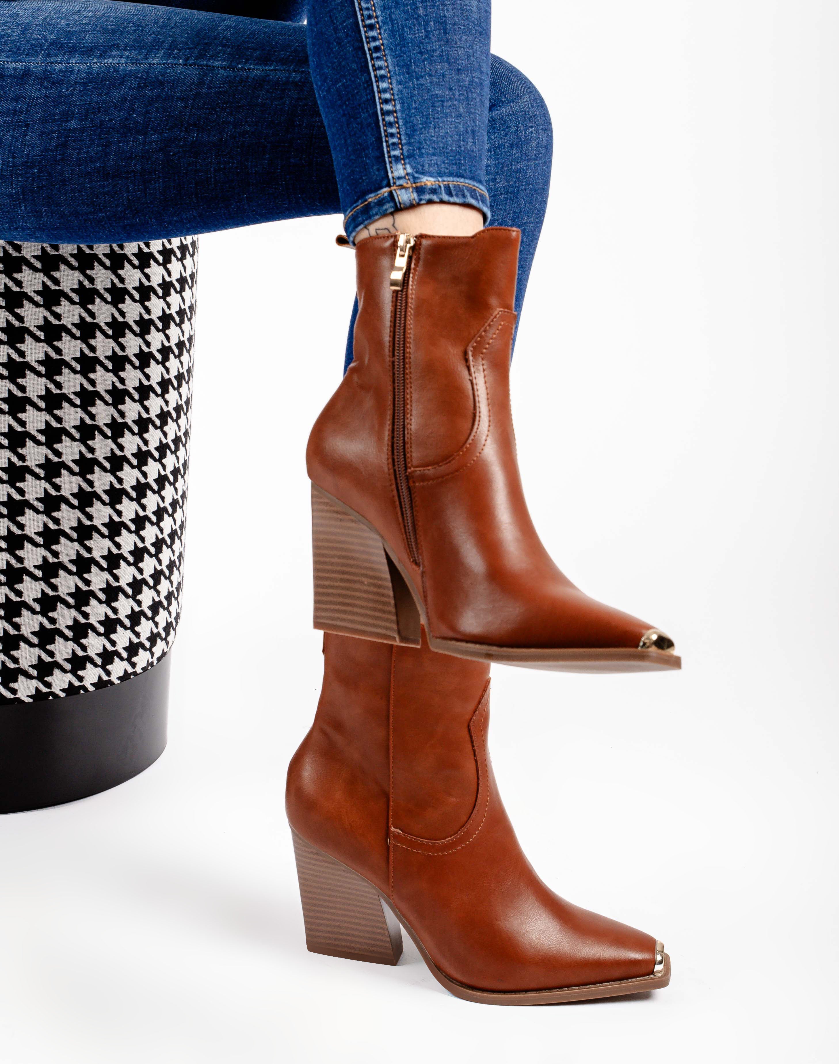 SaddleBrown